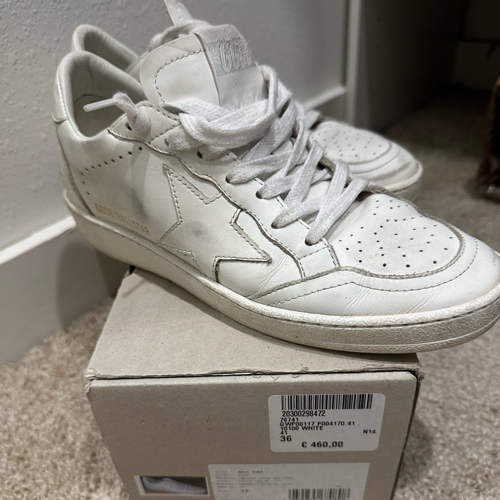 Golden Goose White Leather Star-Accent Low-Top Sneakers